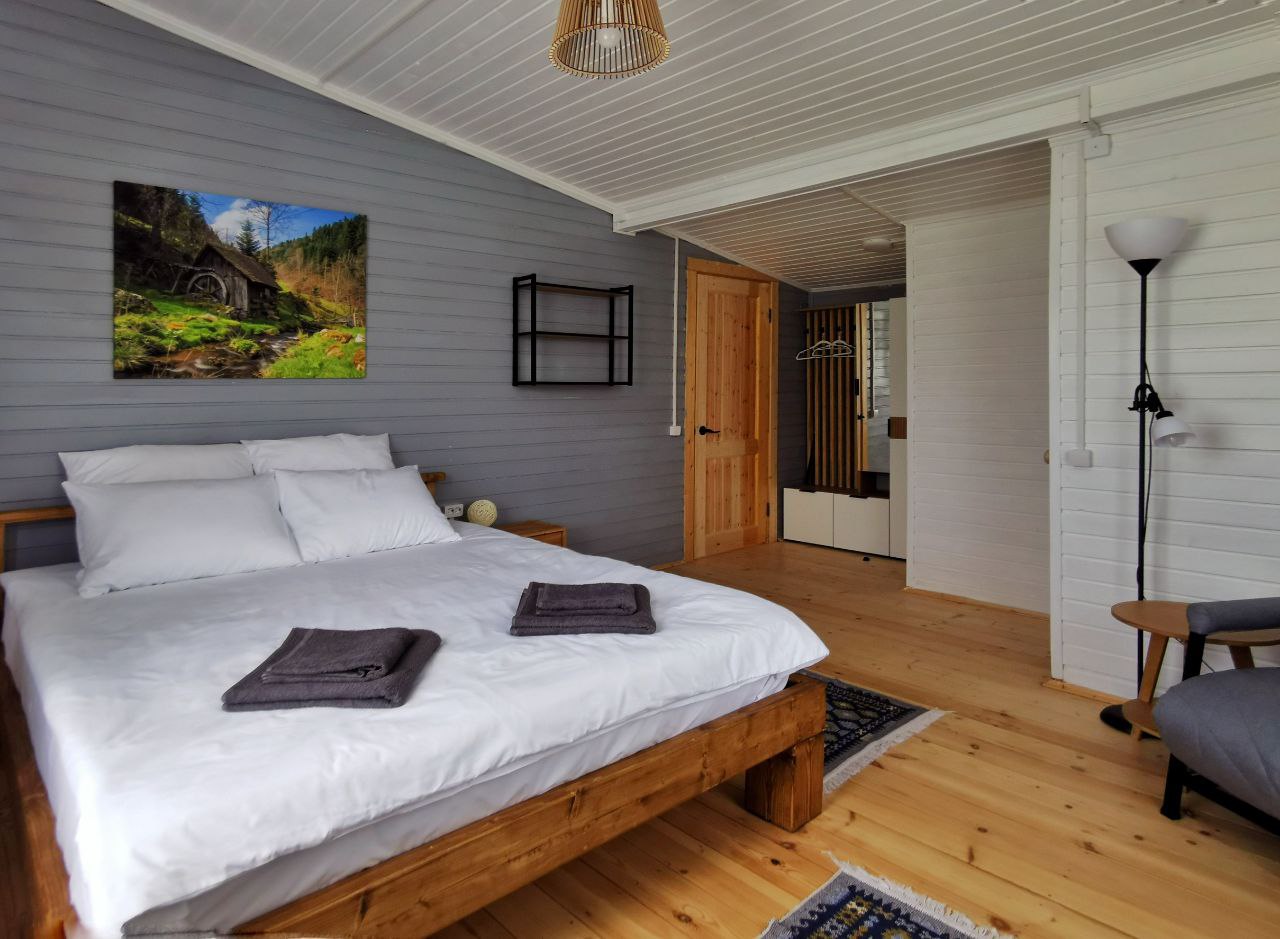 1room4.jpg